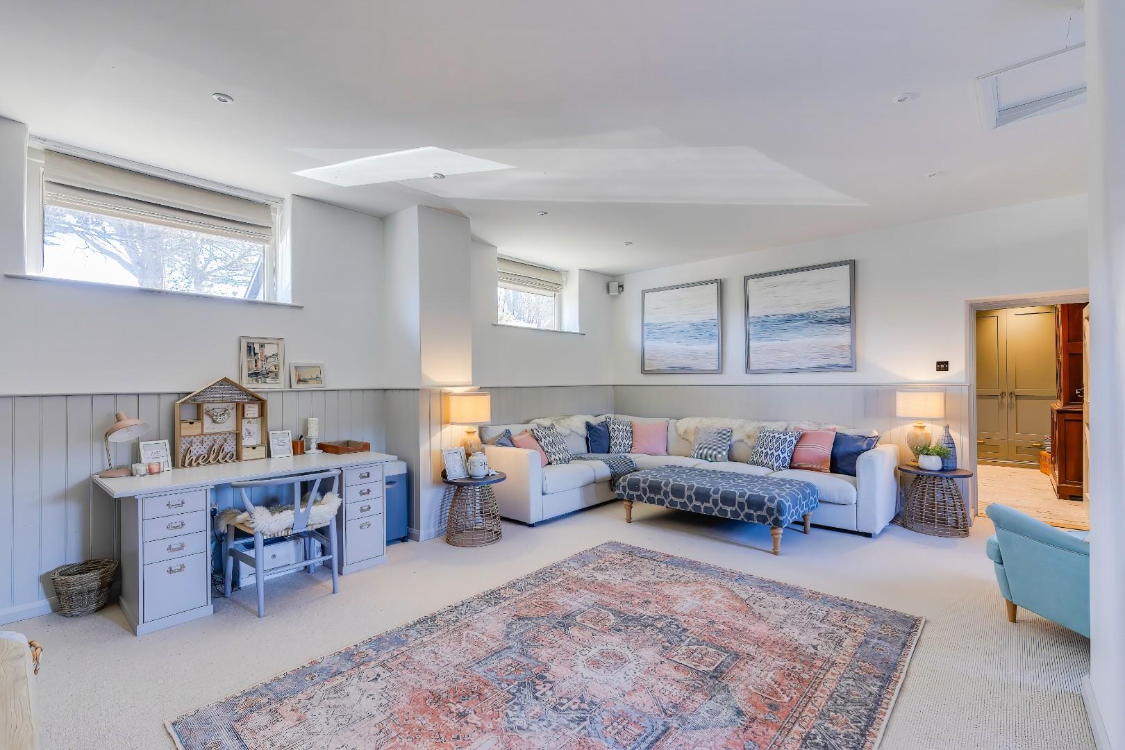 Newton, Porthcawl, Bridgend County Borough, CF36 5SP